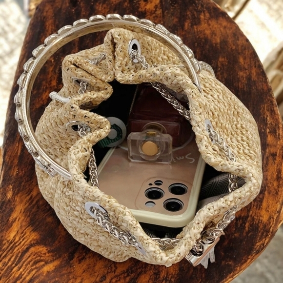 🆕️Boho Chic Straw Bucket Bag 👜✨ | Rhinestone Handle Chain Strap Trendy Stylish - Picture 7 of 17